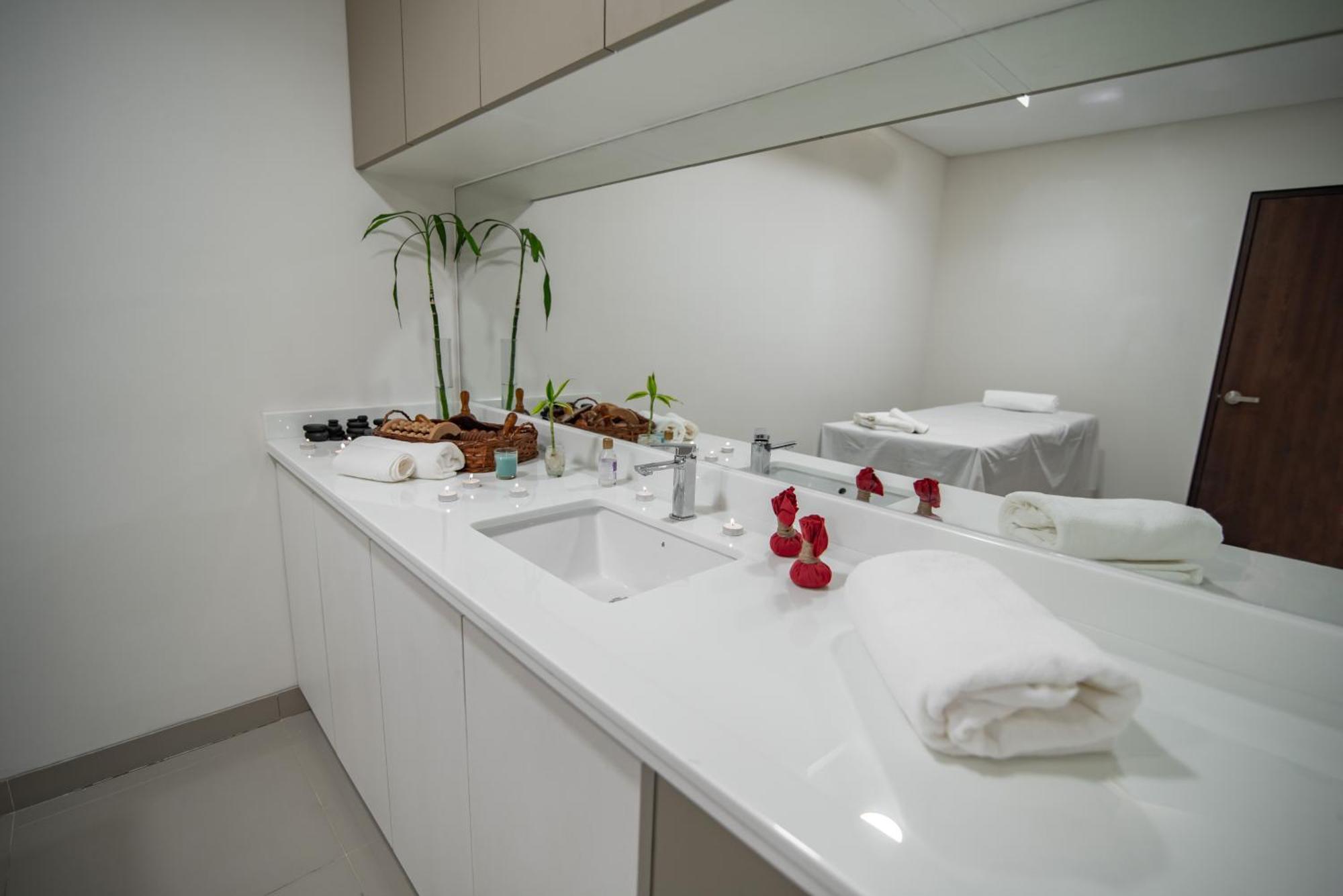 Mitru Express Hotel 4*